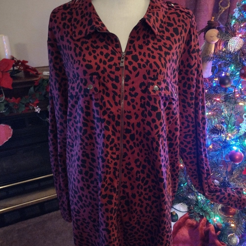 Ladies top Size 3XL BELLE BY KIM GRAVEL